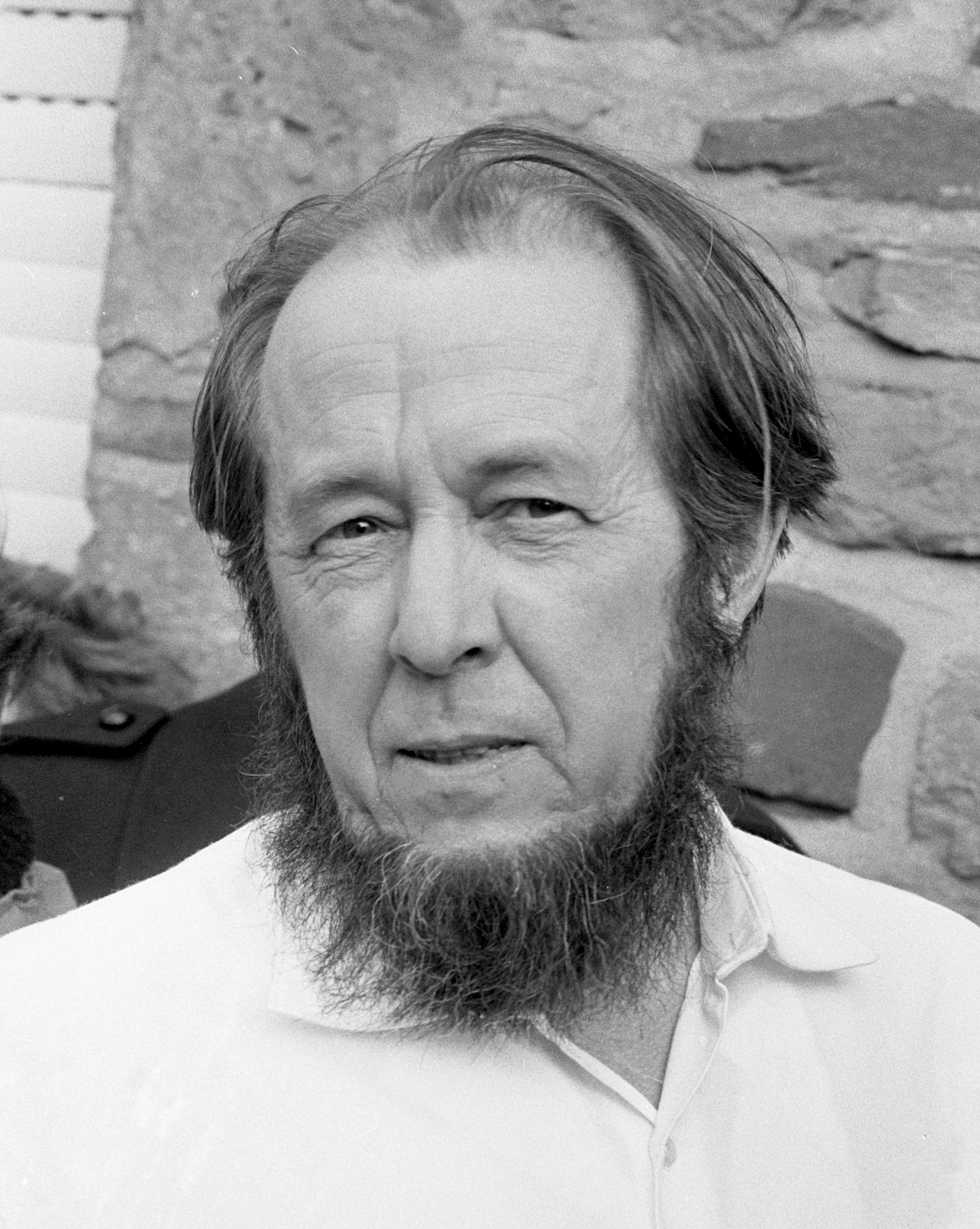 Solzhenitsyn: On The Broken (1996)